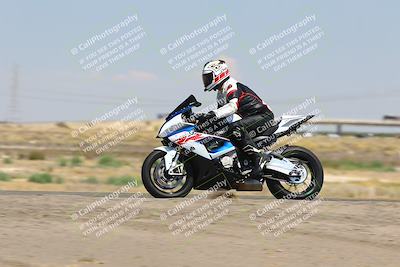 media/Sep-01-2025-Lets Ride (Mon) [[4370d11284]]/B Group/1220pm (Wheelie Bump)/